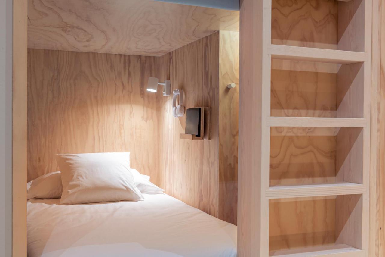 Albergue Colo Colo - Single Private Beds *
