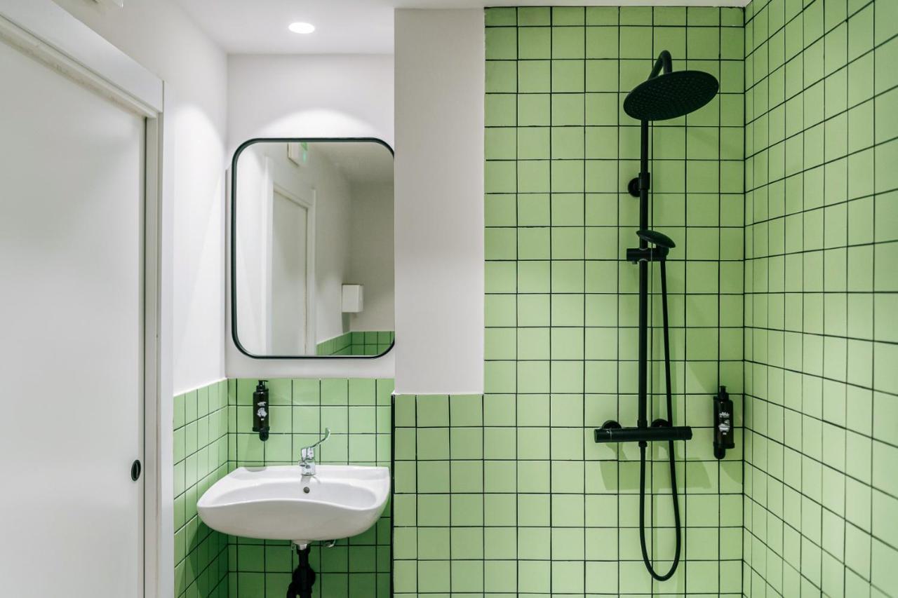 Albergue Colo Colo - Single Private Beds